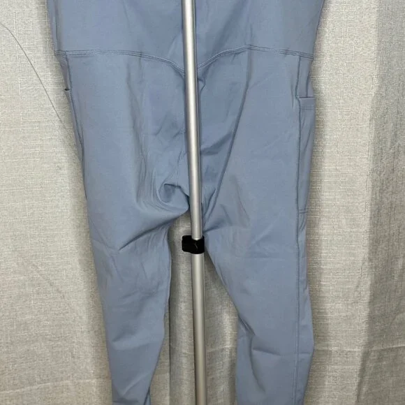 Guillia Women's Naked Feeling High Waisted Yoga Capris with Pockets - Size XXL - Picture 5 of 6